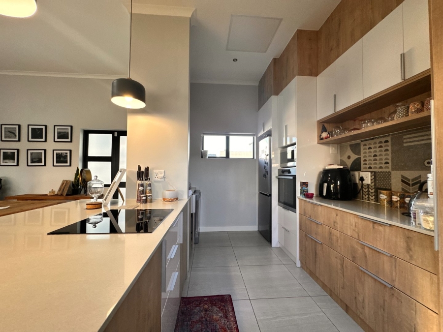 3 Bedroom Property for Sale in Sandown Western Cape